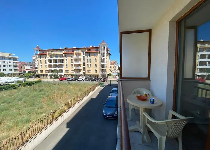 Summer Breеze 204 Private Sunny דירה *